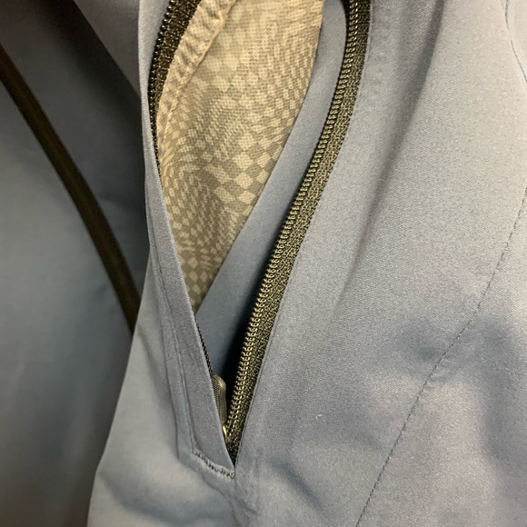 Saucony Men’s Two-Tone Blue and Gray Jacket - Picture 4 of 9